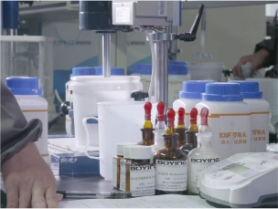 30多人的科研技術(shù)工程師團(tuán)隊(duì)